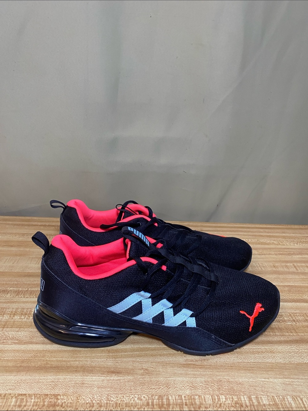 Puma Women’s RIAZE Prowl Black  190305-10 size 11